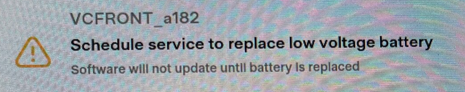 Behebung der Tesla-Warnung „Service zum Austausch der Niederspannungsbatterie planen“